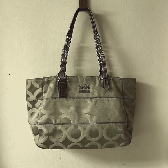 [SOLD] Silver Tribeca Coach Shoulder Bag / C Logo Signature Purse Tote - Picture 2 of 13